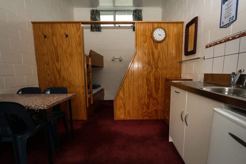 New Plymouth Top 10 Holiday Park Værelse billede