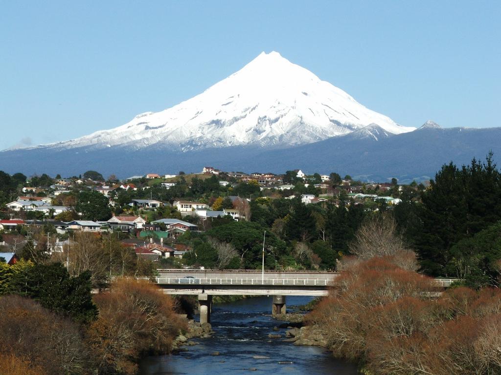 New Plymouth Top 10 Holiday Park Eksteriør billede