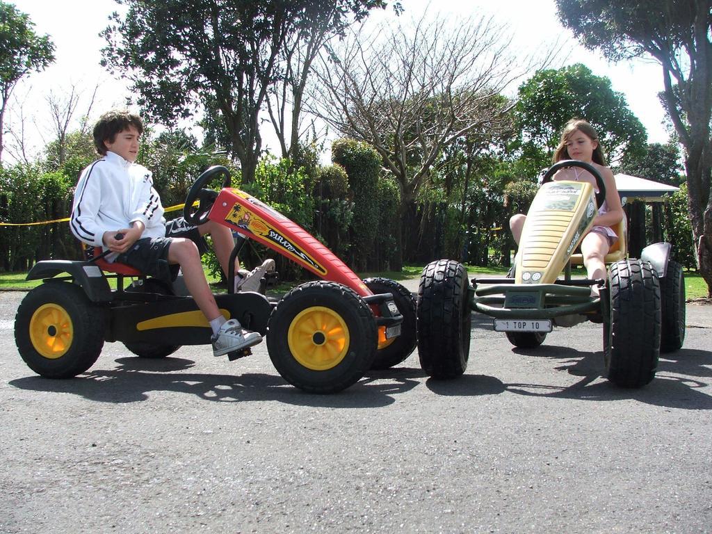 New Plymouth Top 10 Holiday Park Eksteriør billede